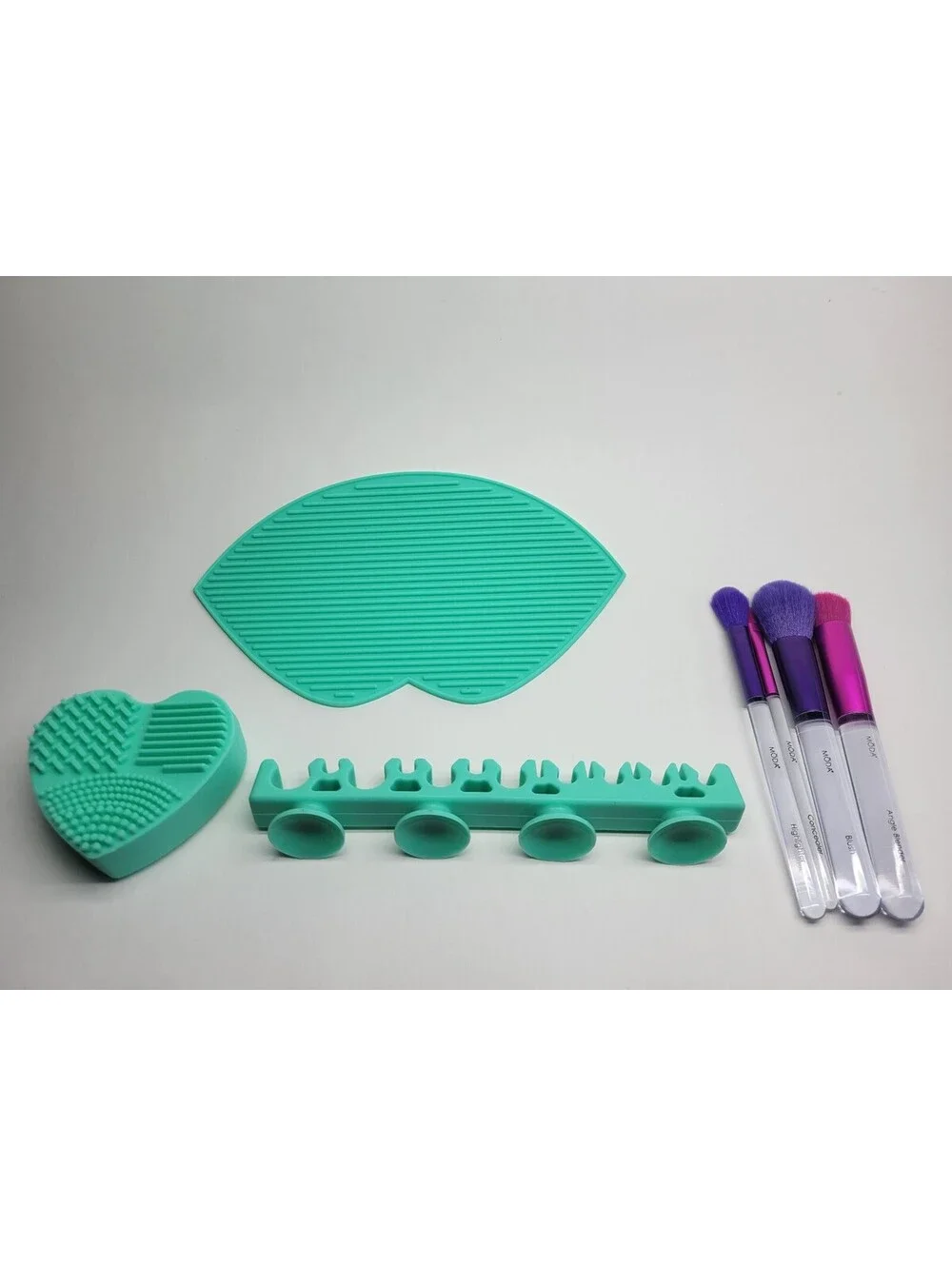 4 Pc Makeup Brush Set by Moda + Macys 3pc Brush Cleaning mat & Holder set